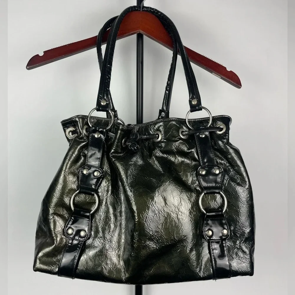 Kuerissimo Green Black Patent Leather Shoulder Bag - Picture 1 of 13